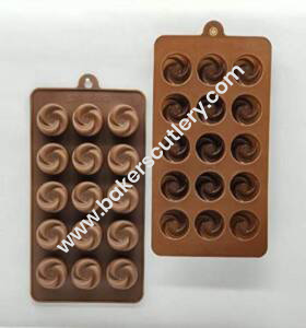 Baker's Cutlery® - 15 Cavity Silicone Flower Shape Chocolate Mould