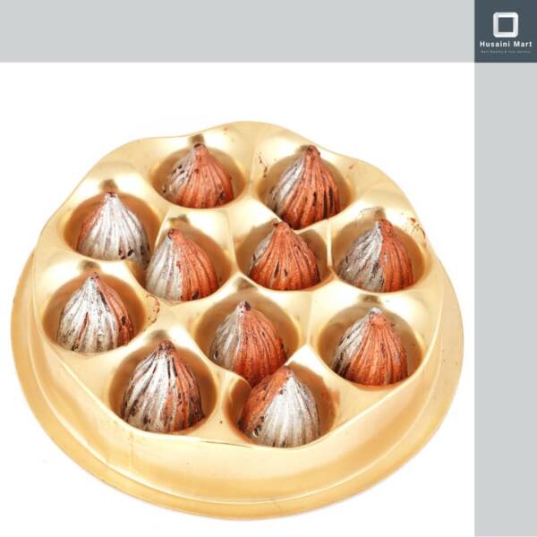 Baker's Cutlery® 1pc 11 Cavity Round PVC modak Tray with Transparent lid Cover, Ganesh chaturthi ( Pack of 1 ) - Image 2